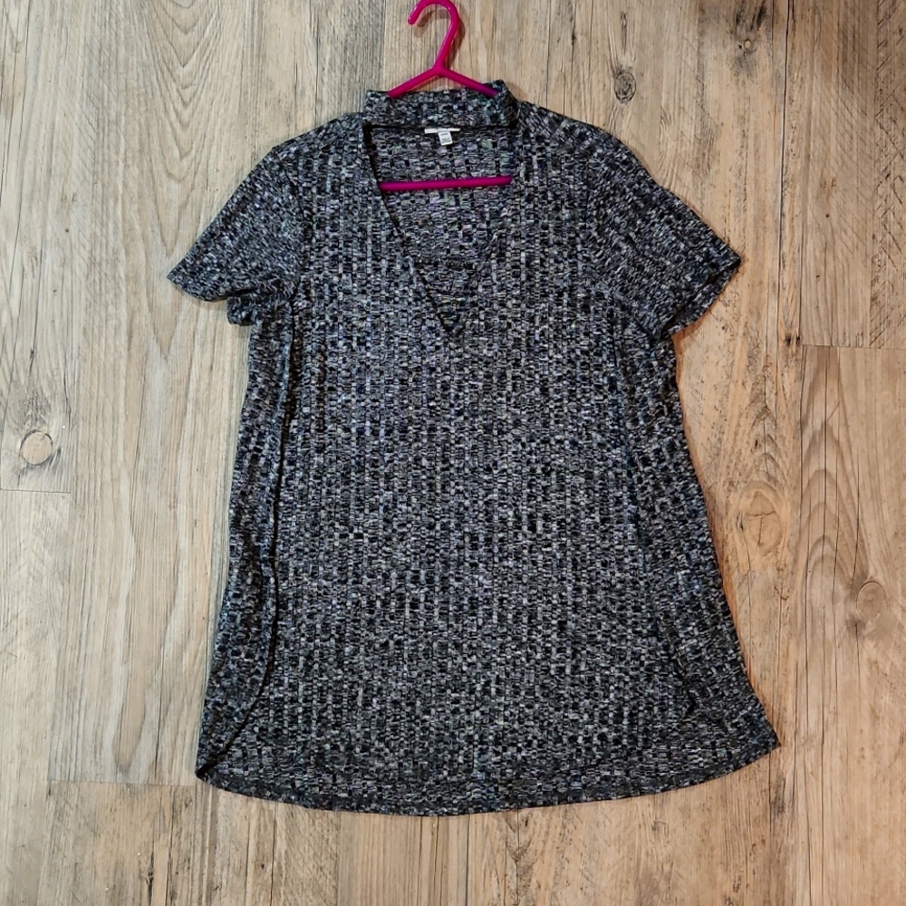 V-neck choker detail tunic